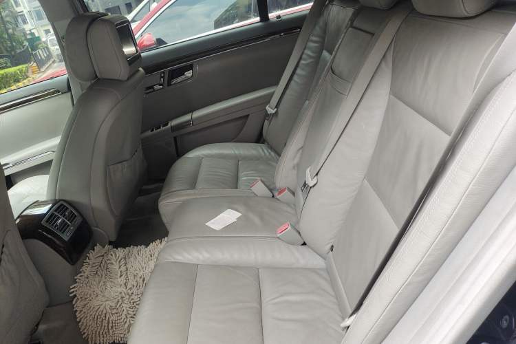 Used Mercedes-Benz S-Class 2010 S 300 L Business Model
