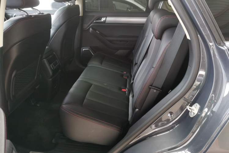 Used BYD Tang New Energy 2018 DM 2.0T All-Wheel Drive Smart Connectivity Luxury Model 7 Seats China V Emission Standard