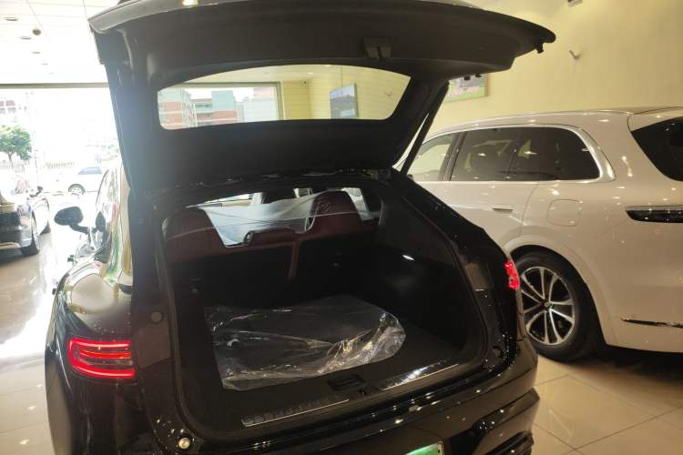 Used Hima Luxeed R7 2026 Model Pure Electric Max+ Trunk