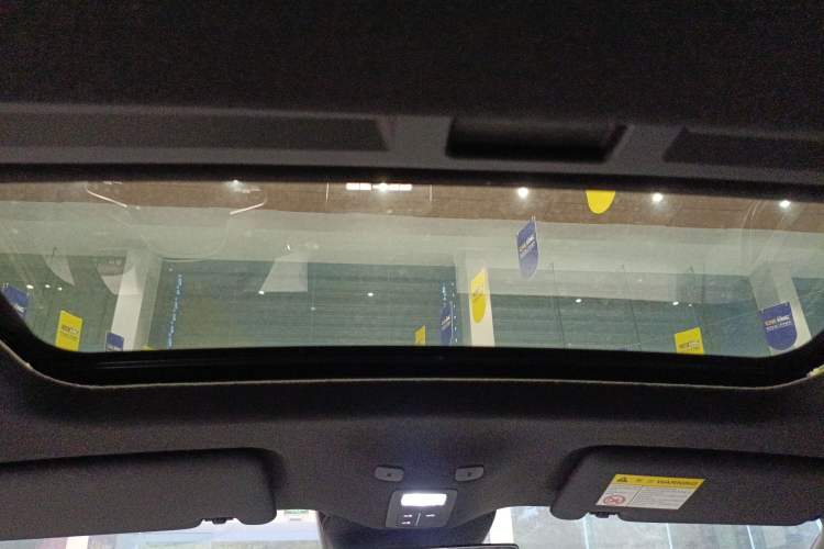 Used Roewe D6 2025 520km Smart Enjoyment Version
