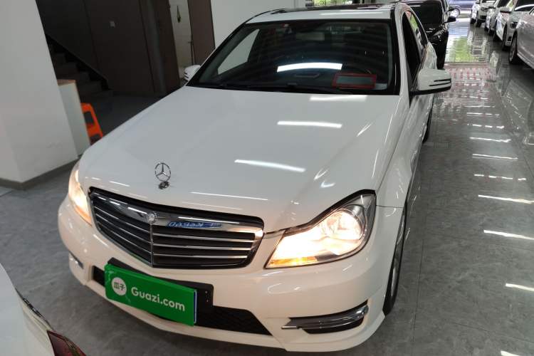 Used Mercedes-Benz C-Class 2013 C 180 Classic Grand Edition
