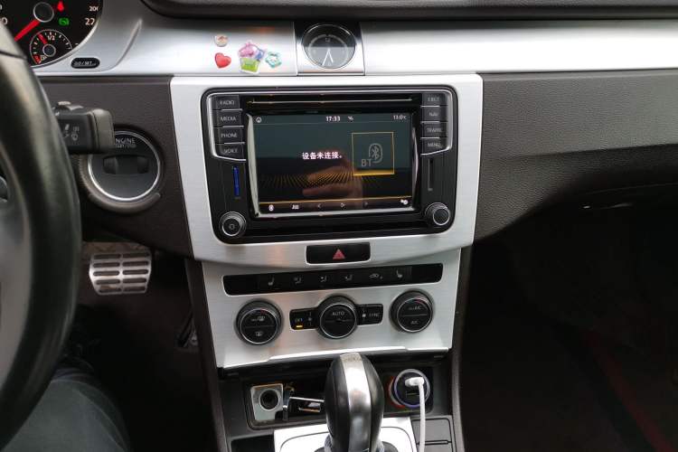 Used Volkswagen FAW-Volkswagen CC 2018 1.8TSI Luxury Model Audio And AC Panel