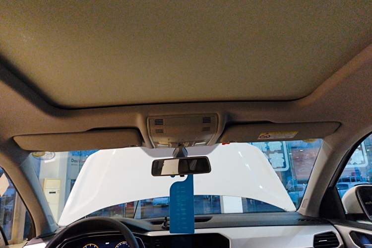 Used Volkswagen Tacqua 2023 200TSI DSG Joy-Connect Edition Headliner