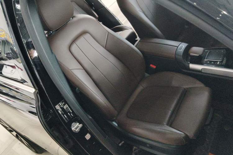 Used Mercedes-Benz GLB 2021 GLB 200 Fashion Model
