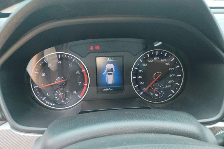 Used Haval H6 2021 Sport Edition 1.5T Manual Elite Smart Connectivity Model with Hexagonal Grille Instrument Cluster