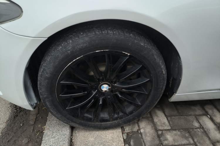 Used BMW 5 Series 2014 525Li Luxury Design Package
