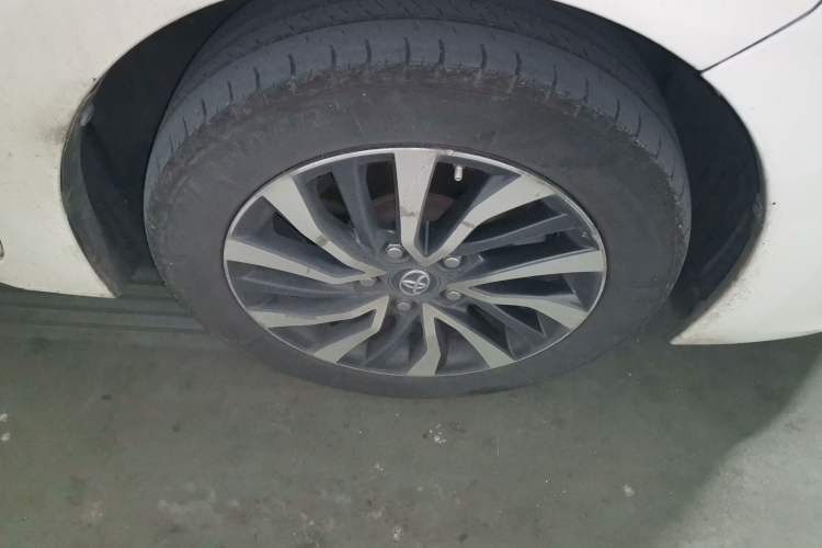 Used Toyota Corolla Hybrid E+ 2019 1.8L E-CVT Leading Edition
