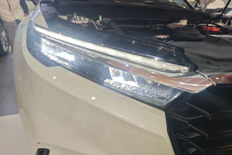 Used Honda CR-V 2023 240TURBO Two-Wheel Drive FENGSHANG Edition 5 Seats Right Front Headlight