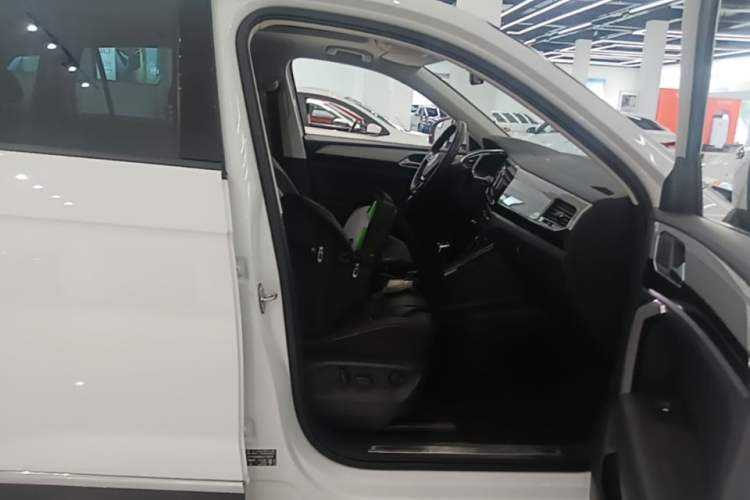 Used Volkswagen Tayron 2020 330TSI Two-Wheel Drive Luxury Smart Connectivity Version