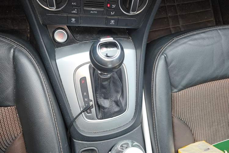 Used Audi Q3 2018 30th Anniversary Edition 35 TFSI Fashion Model Gear Lever