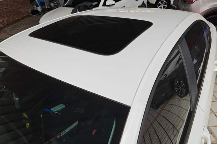 Used Volkswagen Lavida 2021 1.5L Automatic Comfort Edition Roof