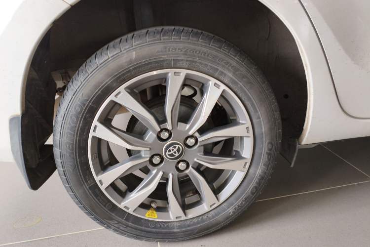 Used Toyota YARiS L Zhi Xiang 2017 1.5E CVT Dynamic Edition