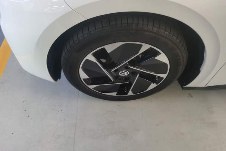 Used Volkswagen ID.3 2025 Smart Edition Outstanding Model
