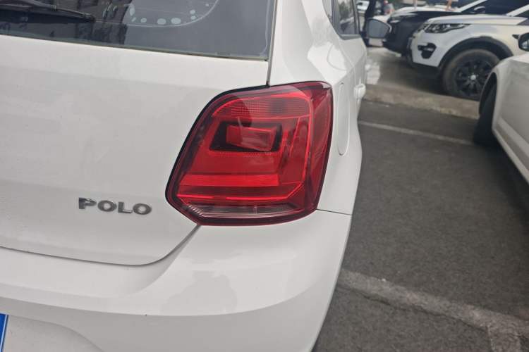 Used Volkswagen Polo 2016 1.4L Manual Fashion Model Right Rear Taillight
