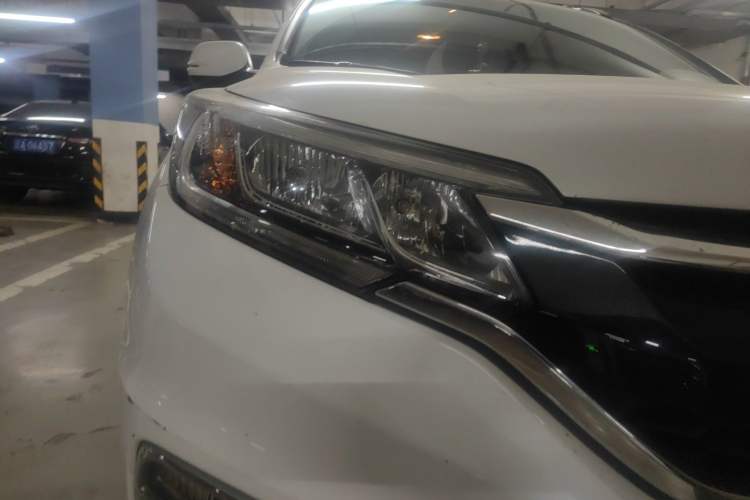 Used Honda CR-V 2015 2.4L two-wheel drive luxury version
