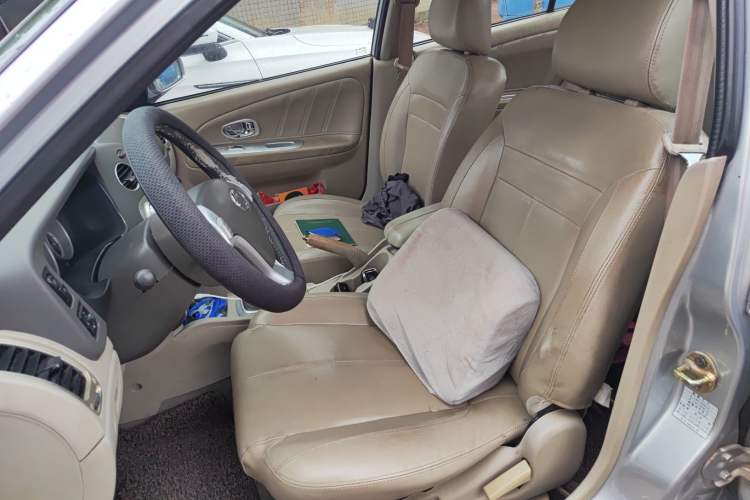 Used Soueast V3 Lingyue 2010 1.5L CVT Luxury Edition
