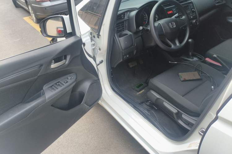 Used Honda Fit 2016 1.5L LXS CVT Comfort Sunroof Version
