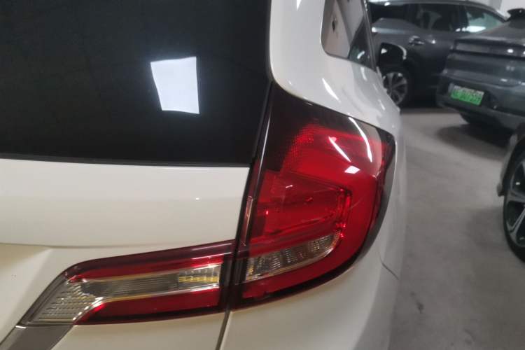 Used Honda Jade 2020 1.8L automatic Comfort version
