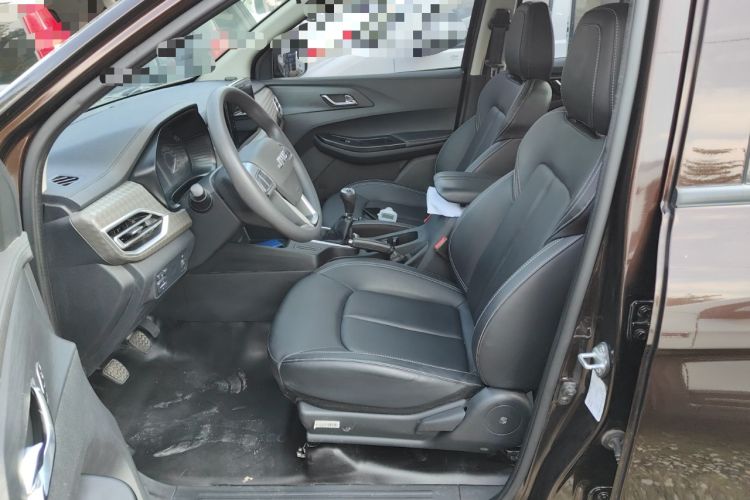 Used JMC Baodian 2022 2.5T Diesel 2WD Comfort Edition with Flat Bed and Extended Wheelbase – JX4D25A6L