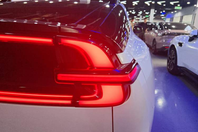 Used CHANGAN NEVO E07 2025 All-Electric 4x4 with 90 kWh Max Intelligent Driving Version
