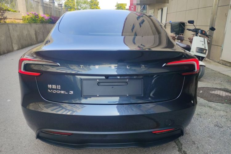 Used Tesla Model 3 2023 Rear-Wheel-Drive Version