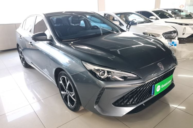 Used Roewe i5 2023 1.5L CVT Luxury Edition Front Right 45 Deg