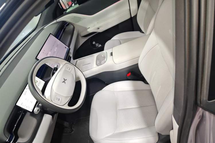 Used XPeng G6 2025 625 Long-Range Max Flagship Edition
