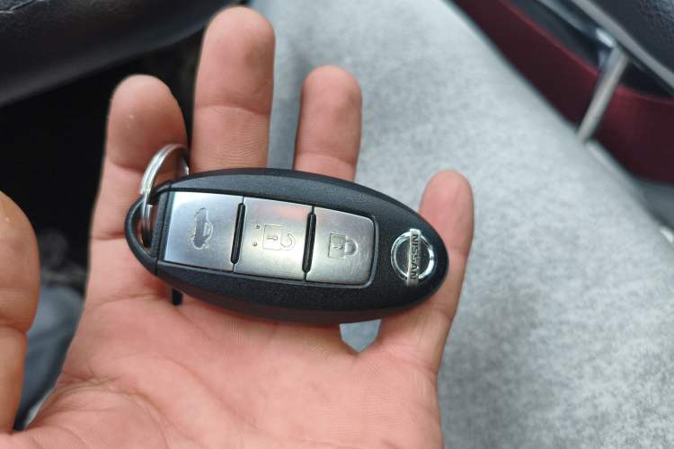 Used Nissan Lannia 2016 1.6L CVT Smart Cool Edition Vehicle Key