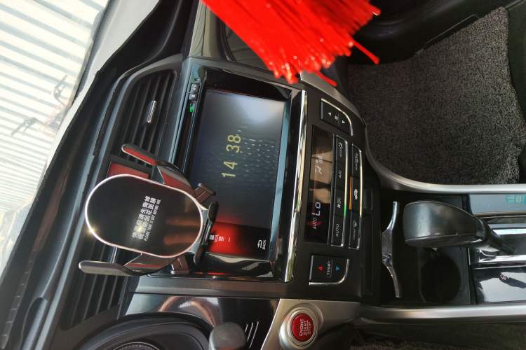 Used Honda Crider 2013 1.8L automatic flagship version