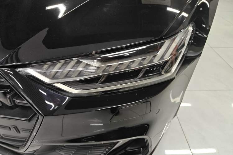 Used Audi A7L 2023 45 TFSI quattro S-line Black Warrior Edition
