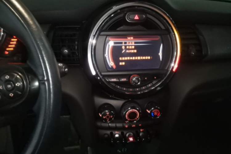 Used MINI 2015 1.5T COOPER Fun Five-Door Edition
