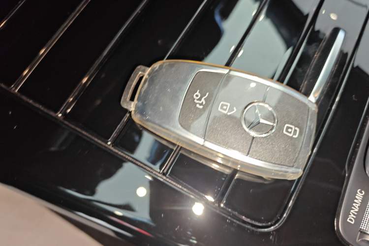 Used Mercedes-Benz A-Class 2023 A 200 L Fashion Model Vehicle Key