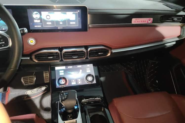 Used JETOUR X70 PLUS 2023 1.6T DCT Stronger PLUS 5-seater