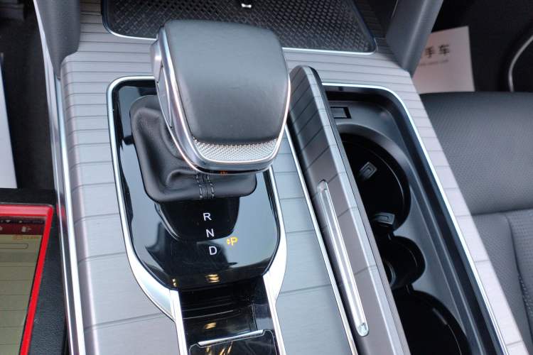 Used Hongqi HS7 PHEV 2024 2.0T PHEV Four-Wheel Drive Flagship Edition 7 Seats