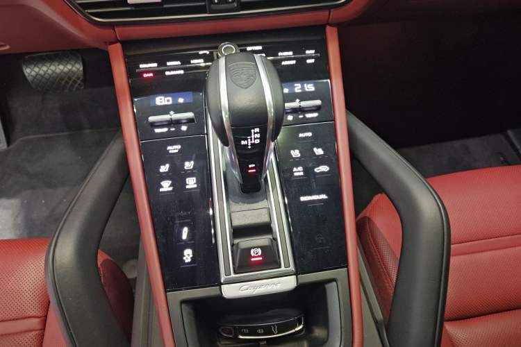 Used Porsche Cayenne E-Hybrid 2023 Cayenne E-Hybrid 2.0T Platinum Edition
