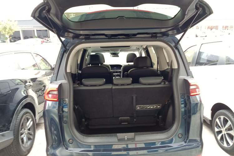 Used GAC Trumpchi M6 2021 PRO 270T Automatic Luxury Edition Trunk