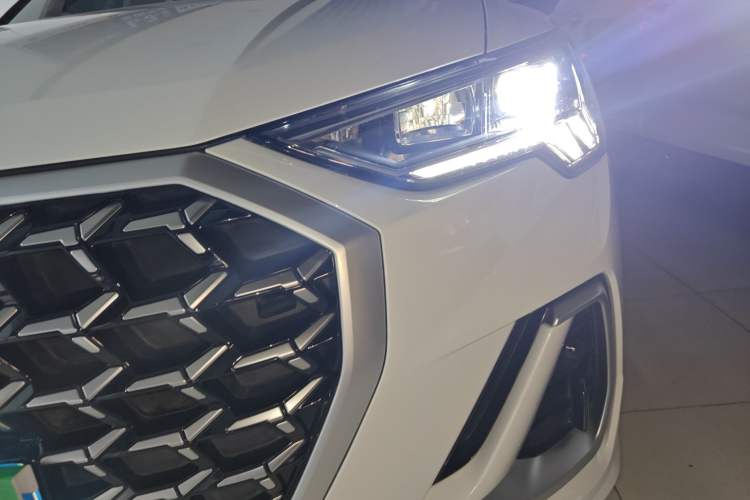 Used Audi Q3 2024 35 TFSI Fashion Dynamic Edition
