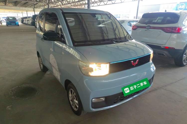 Used Wuling Hongguang MINIEV 2020 Freedom Version Lithium Iron Phosphate Front Right 45 Deg