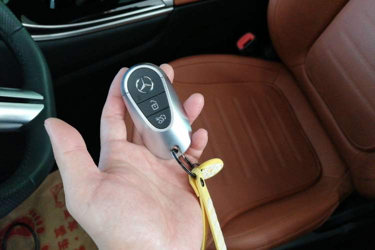 Used Mercedes-Benz GLC 2023 GLC 300 L 4MATIC Dynamic 7-Seater
