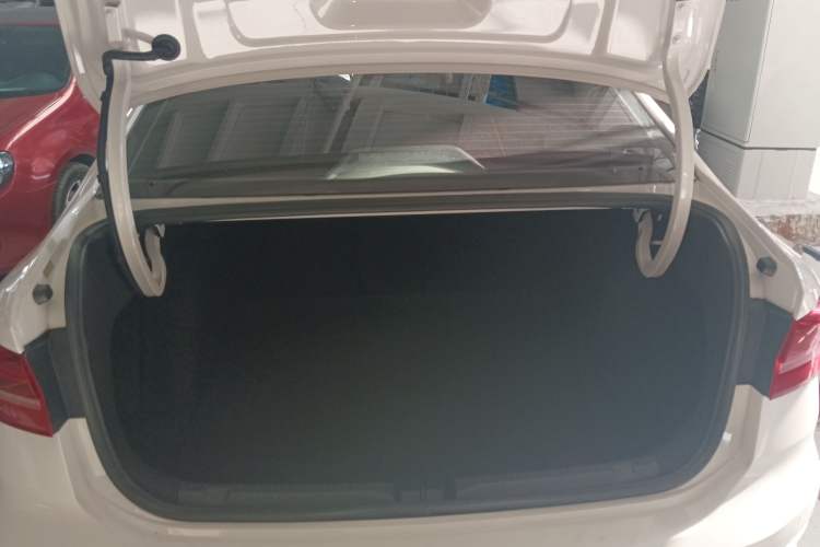 Used Volkswagen Lavida 2019 1.5L Automatic Comfort Edition China VI Standard
