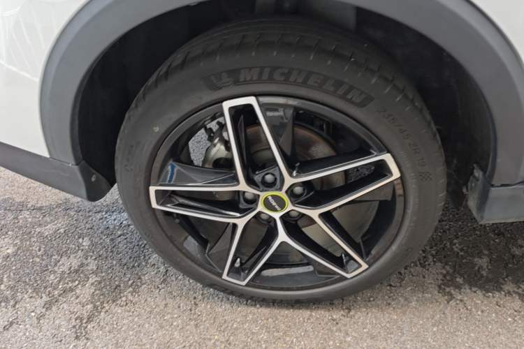 Used Roewe RX5 2023 PLUS 330TGI Automatic Trendsetting Smart Edition