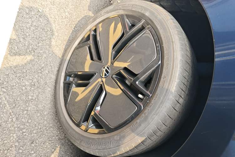 Used Volkswagen Passat 2025 Pro 380TSI Starry Dragon Luxury Edition Right Rear Wheel Hub