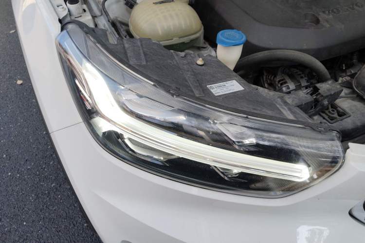 Used Volvo XC40 2020 T3 Smart & Stylish Edition Right Front Headlight