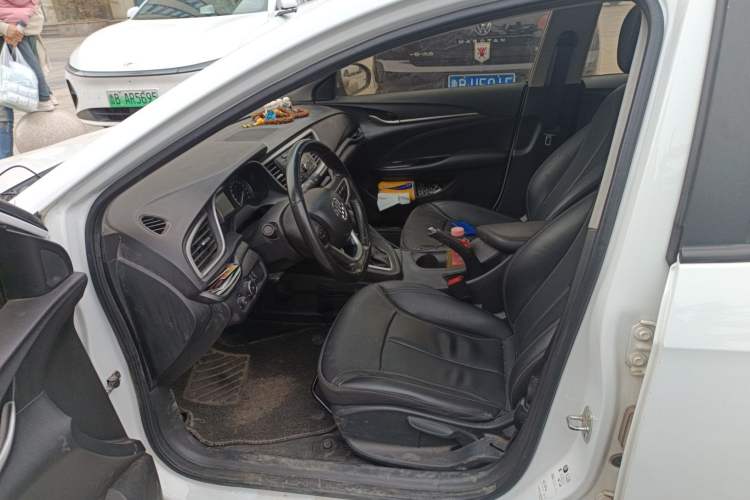 Used Buick GT 2018 18T Automatic Elite Model
