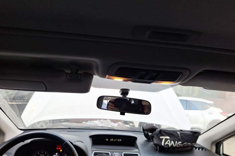 Used Subaru XV 2016 2.0i Comfort Navigation Edition
