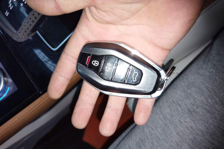 Used JETOUR X70 2021 Zhuge 1.6T DCT Kongming 7-Seater
