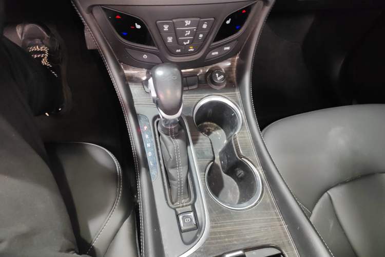 Used Buick Envision 2020 20T Two-Wheel Drive Elite Version Gear Lever