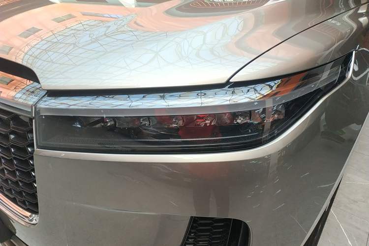 Used Li Auto ONE 2021 Extended-Range 6-Seater Version Left Front Headlight