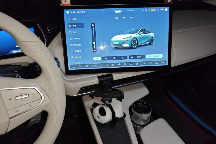 Used Deepal SL03 2022 515 Pure Electric Version Audio And AC Panel