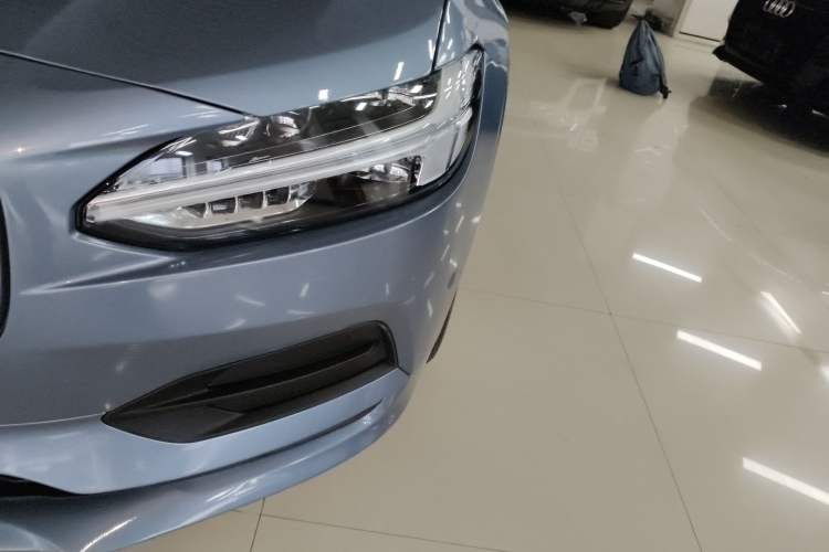 Used Volvo S90 2017 T5 Zhiyuan Edition
